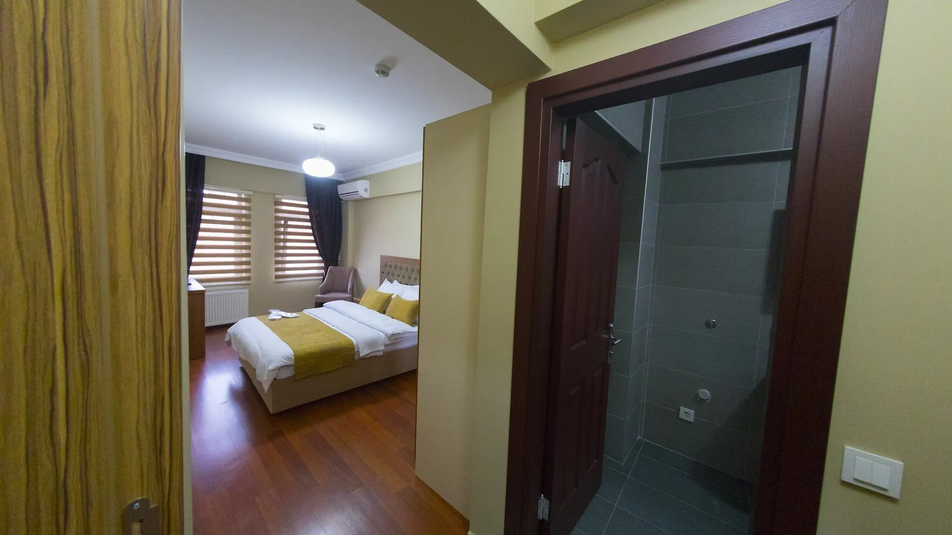 Oda ve Kahvaltı Ramparts Hotel İstanbul
